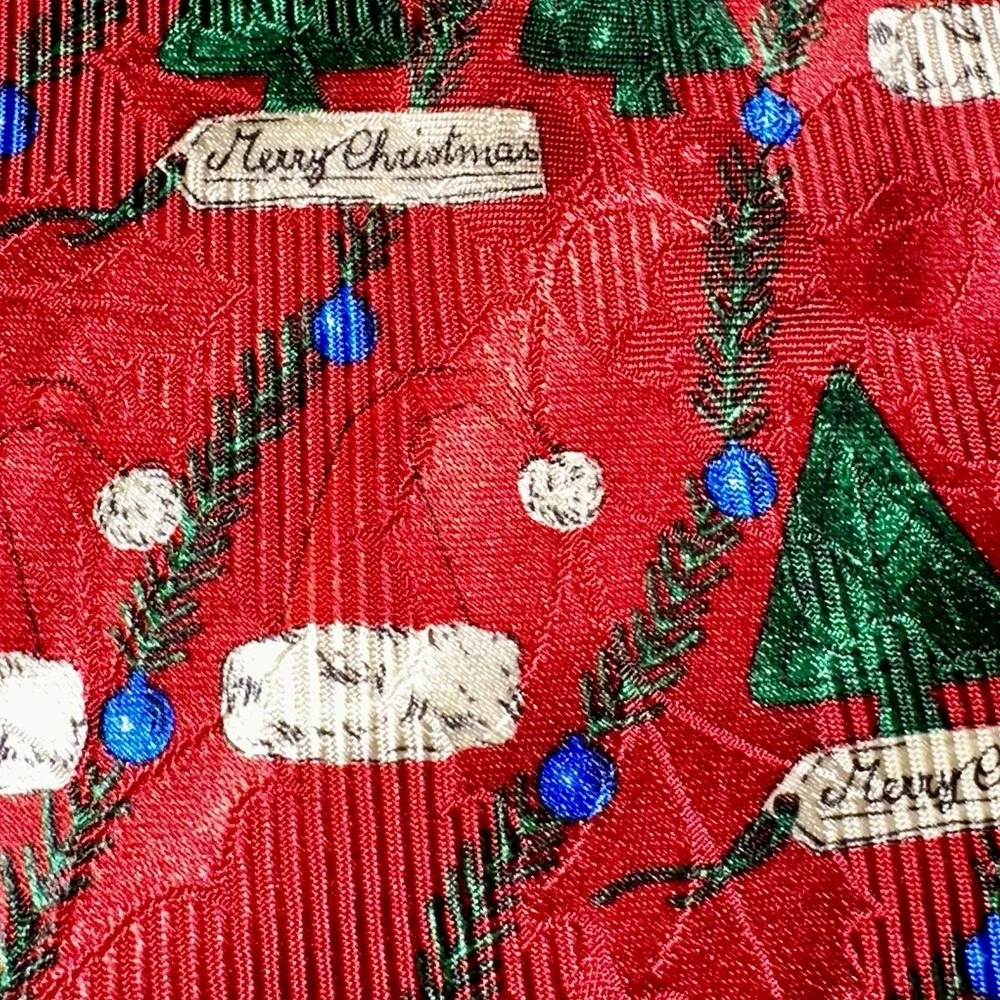 EUC ROBERT TALBOTT Red Christmas Ties Holidays Santa Hats Trees Lot of‎ 2